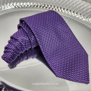 Geoffrey‎ Beene Geometric Purple Tie 100% Silk 59"x3¼" 0084